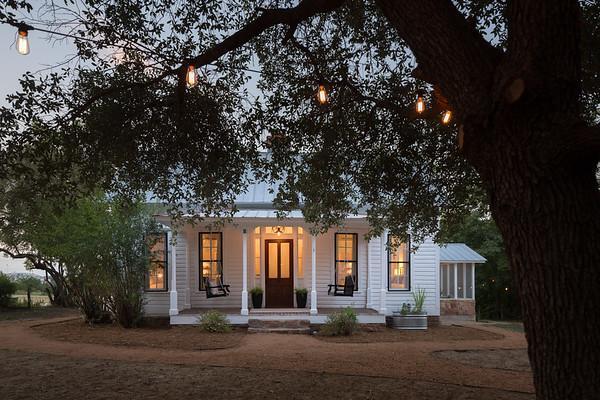 Mustard Seed B&B On The Llano Bagian luar foto
